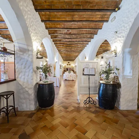 Cubo's Cortijo San Antonio Guest house