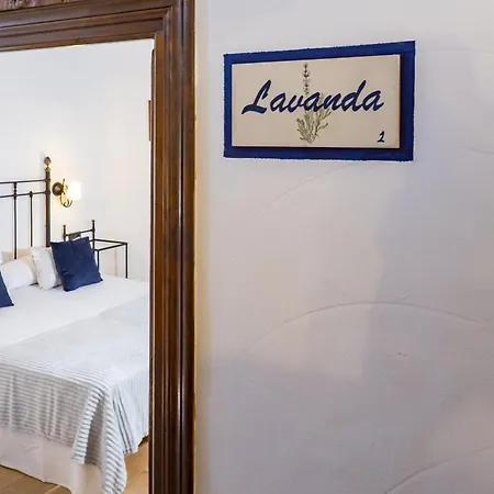Cubo's Cortijo San Antonio Guest house