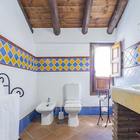 Cubo's Cortijo San Antonio Guest house
