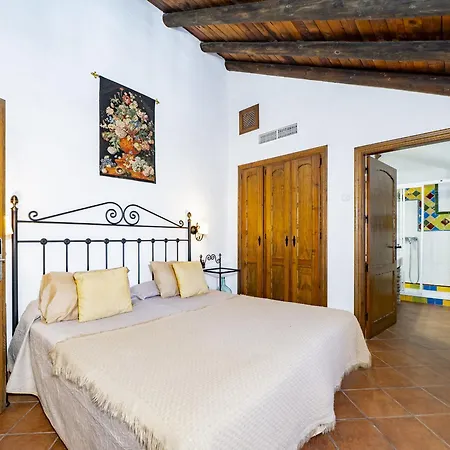 Guest house Cubo's Cortijo San Antonio Casarabonela